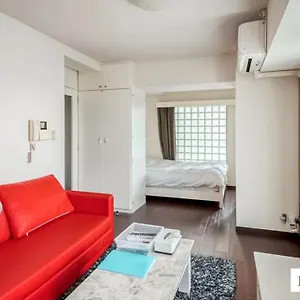 Aparthotel Status59 With Parking